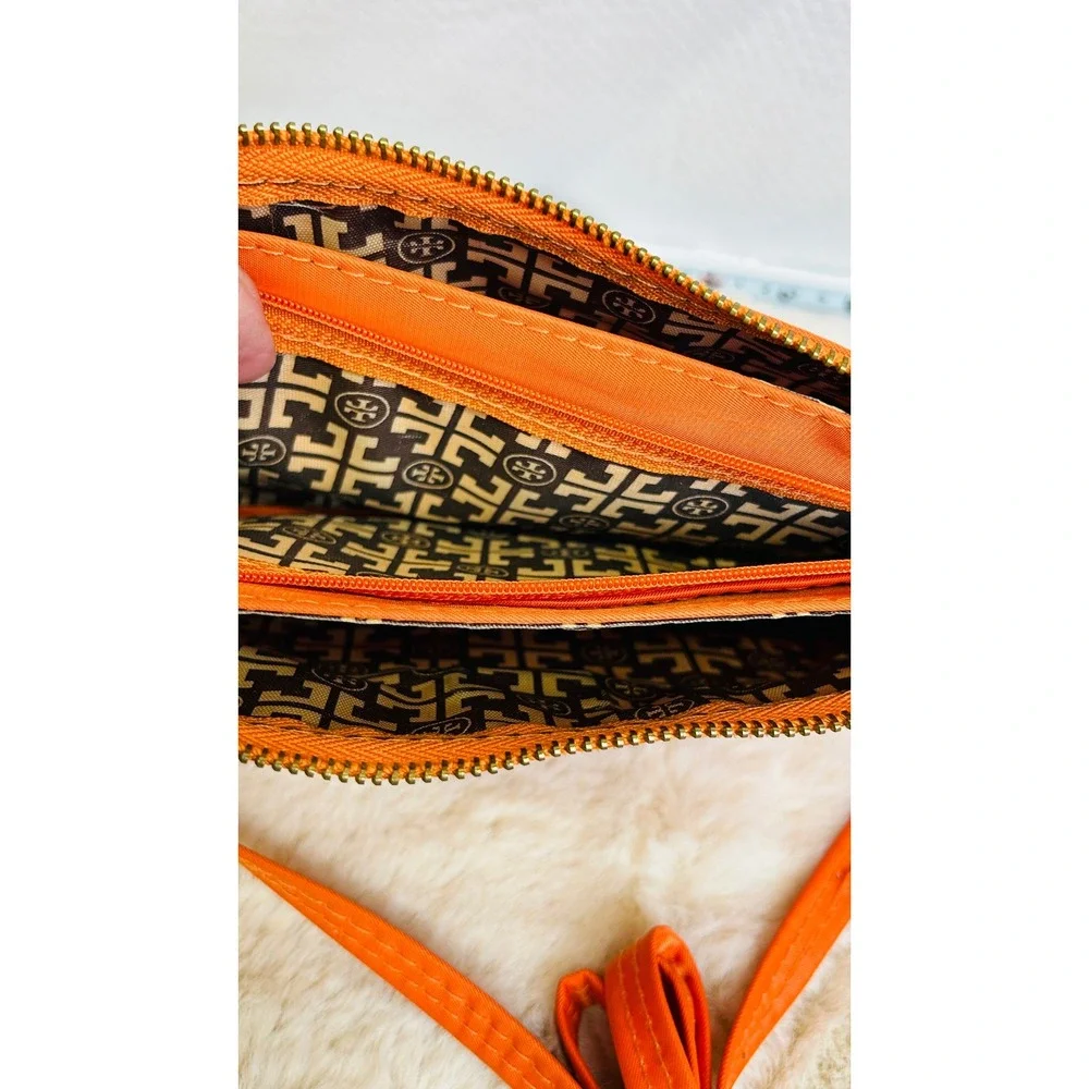 Tory Burch Orange Nylon Crossbody Bag Gold Logo Wristlet Clutch Womens